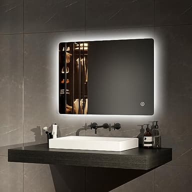 EMKE Badspiegel mit Beleuchtung 50x70cm Einstellbare Helligkeit Badezimmerspiegel LED mit Touchschalter, Speicherfunktion kaltweiß Lichtspiegel IP44 energiesparend